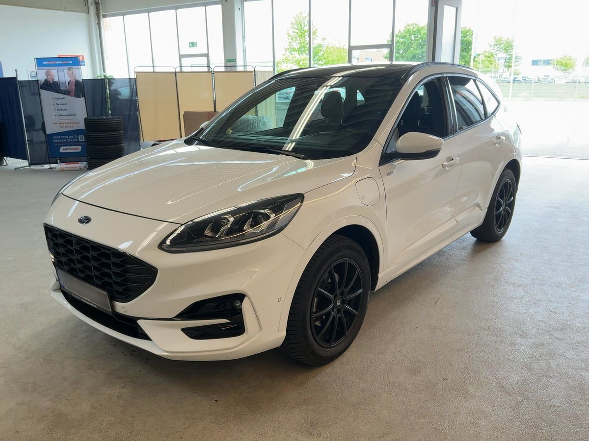 Ford Kuga 2022 — photo 1