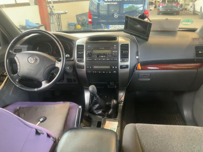 Toyota Land Cruiser 3.0 D-4D Luna — zdjęcie 12