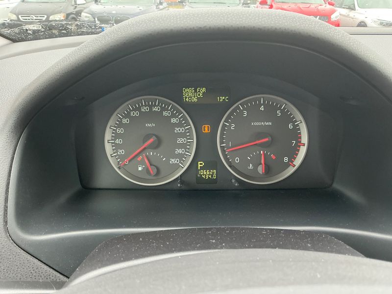 Volvo V50 2.4 Kinetic — zdjęcie 13