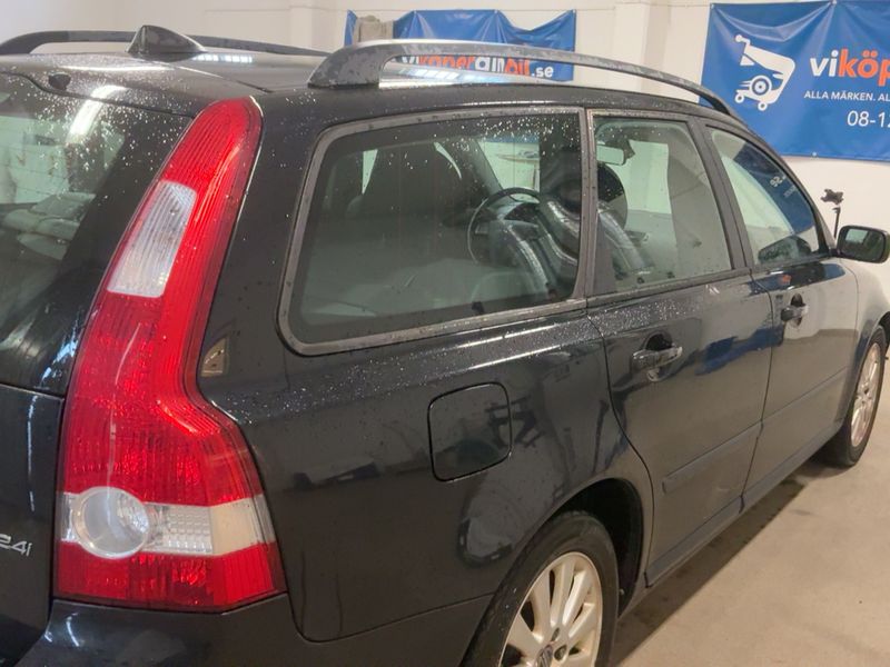 Volvo V50 2.4 Kinetic — zdjęcie 6