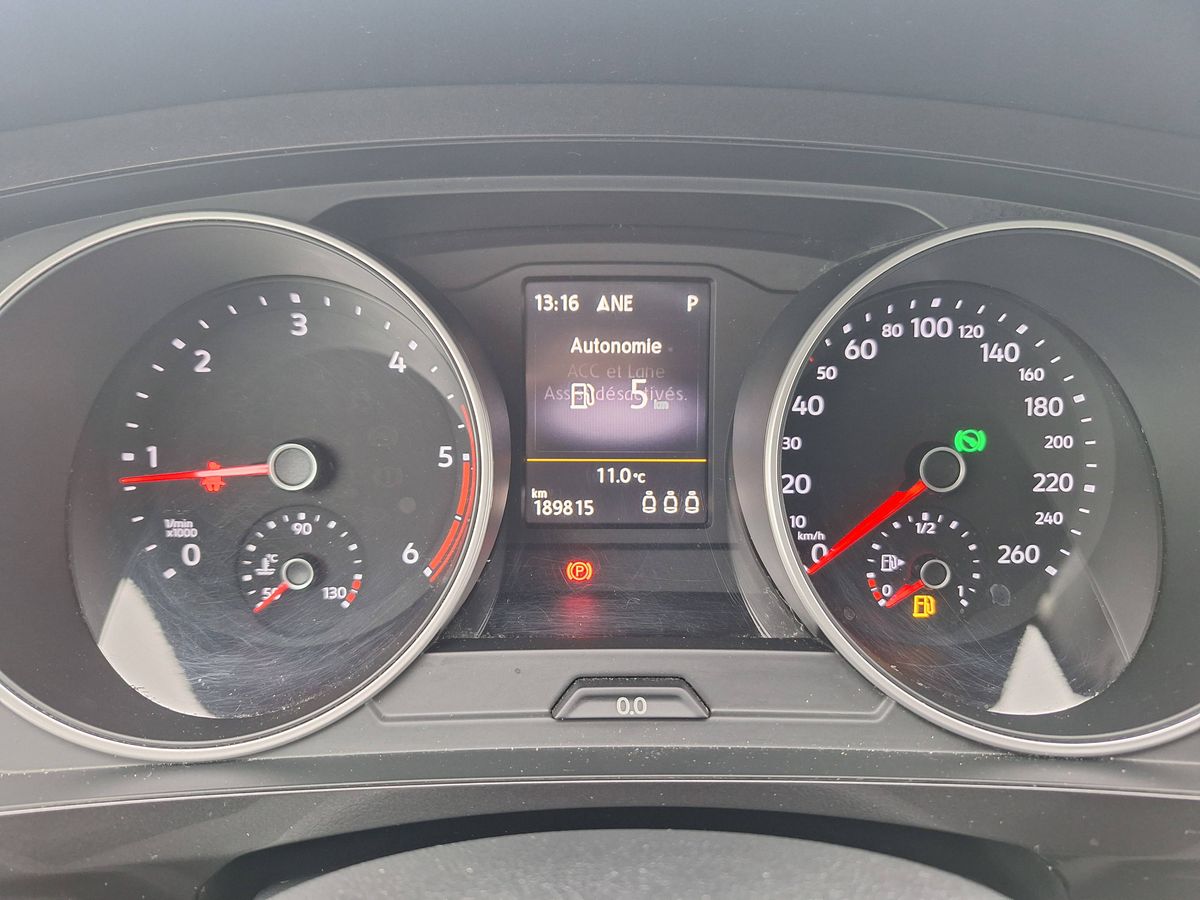 Volkswagen Tiguan 2016 — photo 19