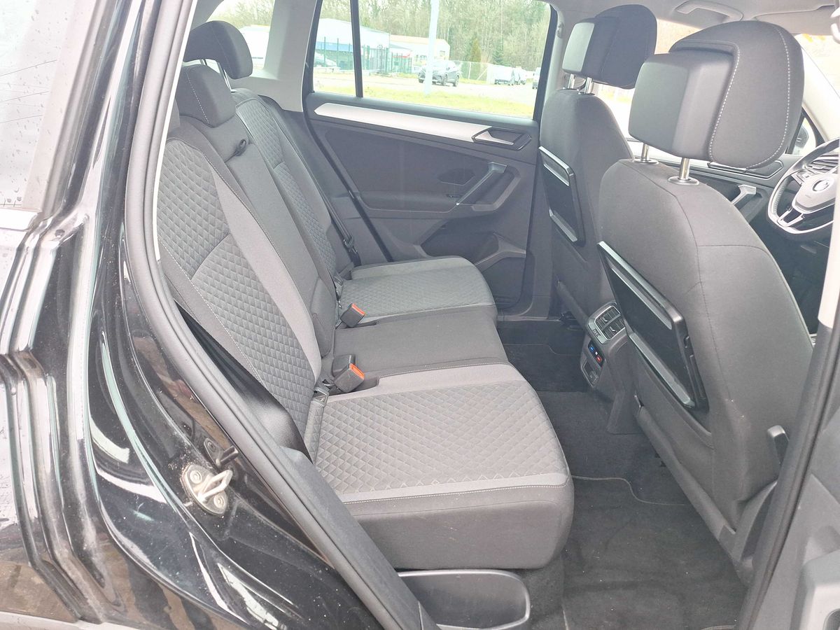 Volkswagen Tiguan 2016 — photo 15
