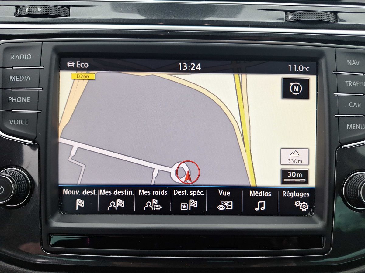Volkswagen Tiguan 2016 — photo 14