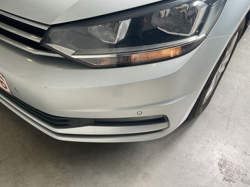 Volkswagen Touran 1.6 TDI Confortline Business BlueMotion Tech 2018 – снимка 24