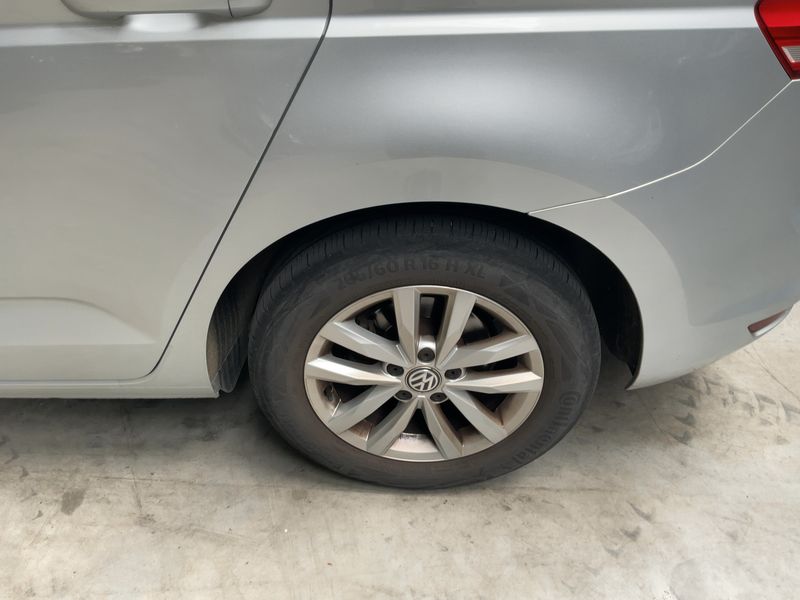 Volkswagen Touran 1.6 TDI Confortline Business BlueMotion Tech 2018 – снимка 5