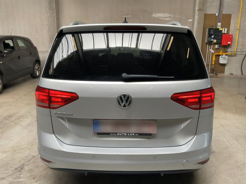 Volkswagen Touran 1.6 TDI Confortline Business BlueMotion Tech 2018 – снимка 7