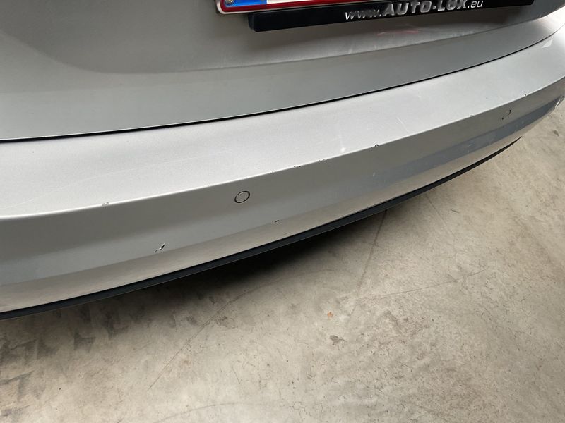 Volkswagen Touran 1.6 TDI Confortline Business BlueMotion Tech 2018 – снимка 22