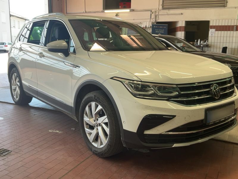 Volkswagen Tiguan 2.0 TDI Elegance 4Motion 2021 – снимка 12