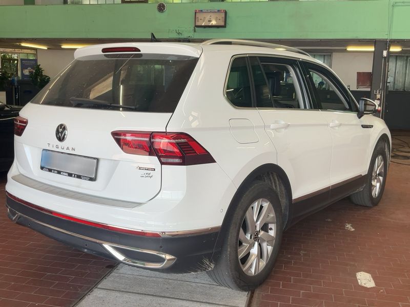 Volkswagen Tiguan 2.0 TDI Elegance 4Motion 2021 – снимка 8