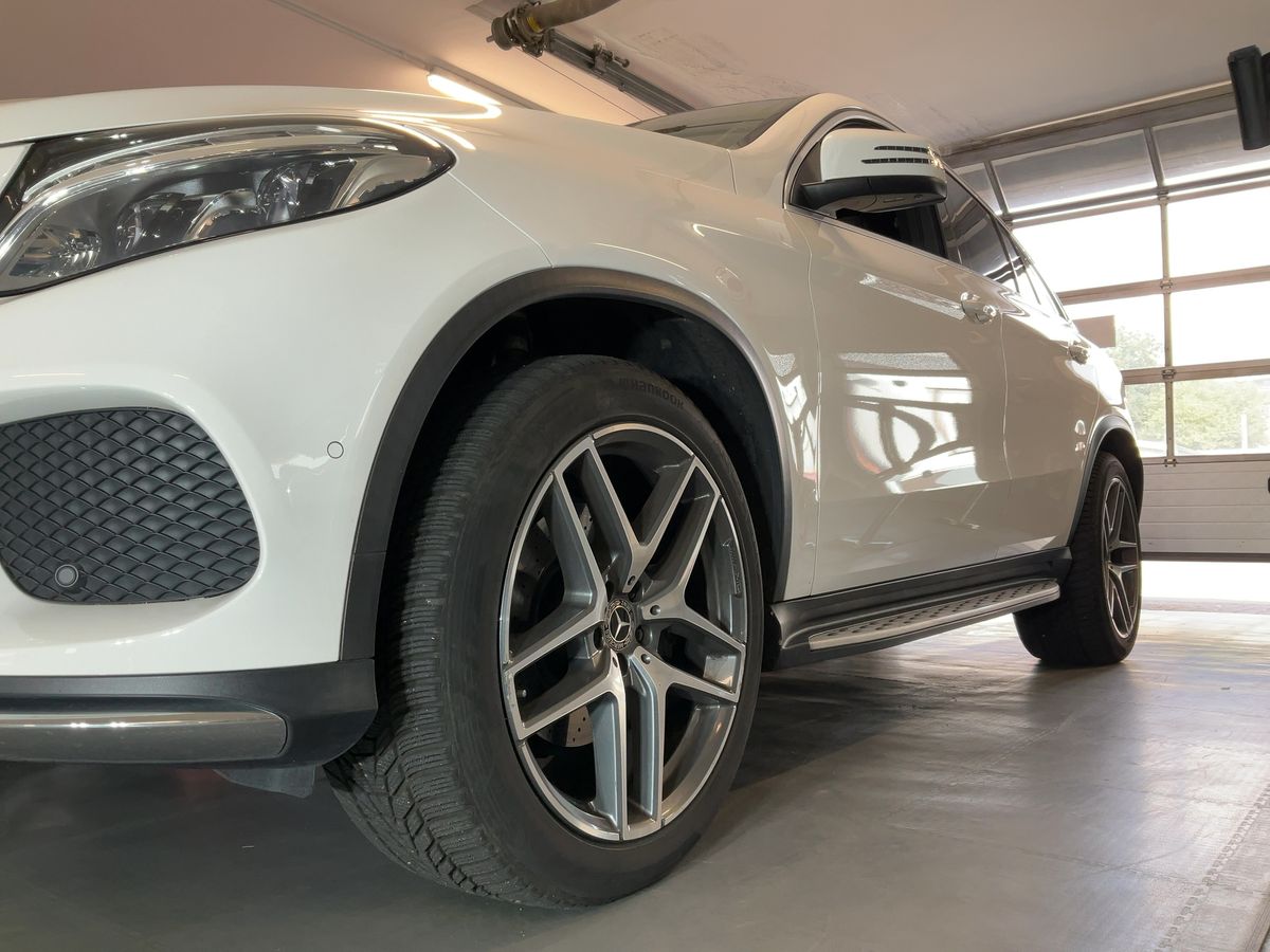 Mercedes-Benz GLE-Klasse GLE 350 d 4Matic AMG Line
