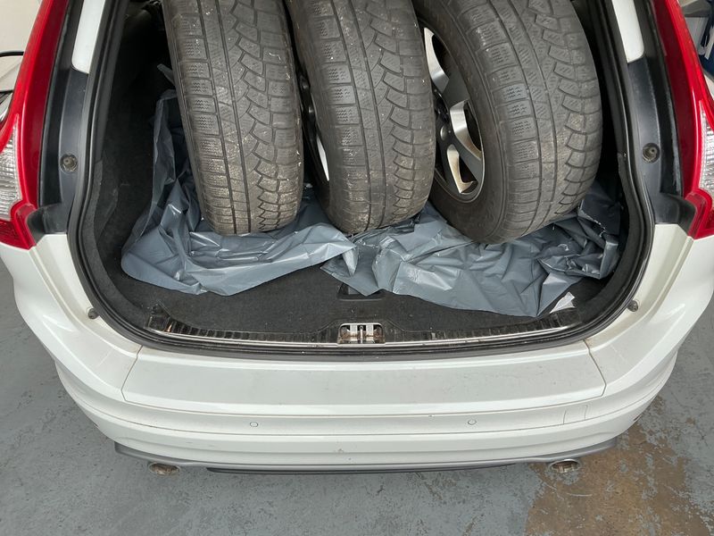 Volvo XC60 2.0 D4 Summum 2WD 2015 – снимка 36