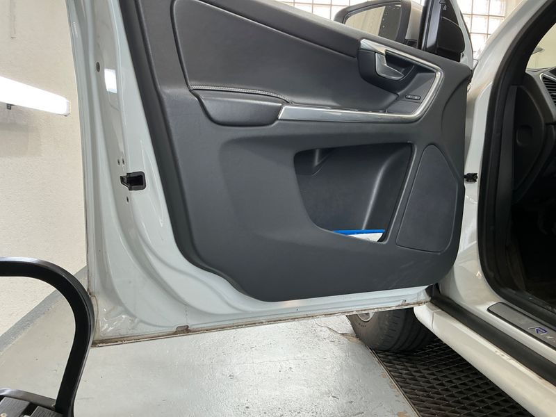 Volvo XC60 2.0 D4 Summum 2WD 2015 – снимка 26