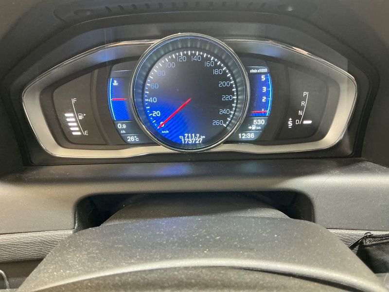 Volvo XC60 2.0 D4 Summum 2WD 2015 – снимка 19