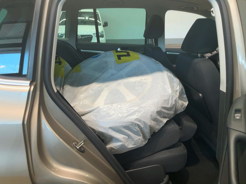 Volkswagen Tiguan 1.4 TSI Sport & Style BlueMotion Tech 2014 – снимка 20