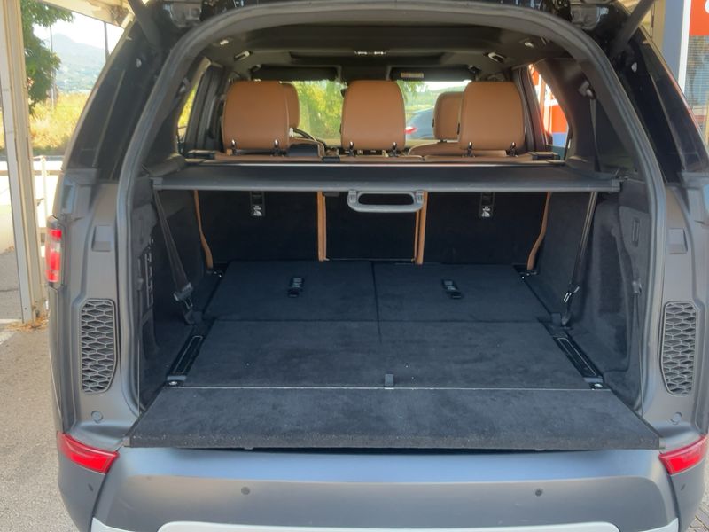 Land Rover Discovery 5 3.0 SD V6 HSE — zdjęcie 10