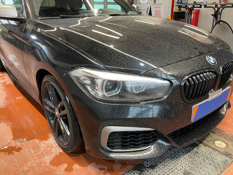 BMW 1er M140i Special Edition photo BMW 1er M140i Special Edition