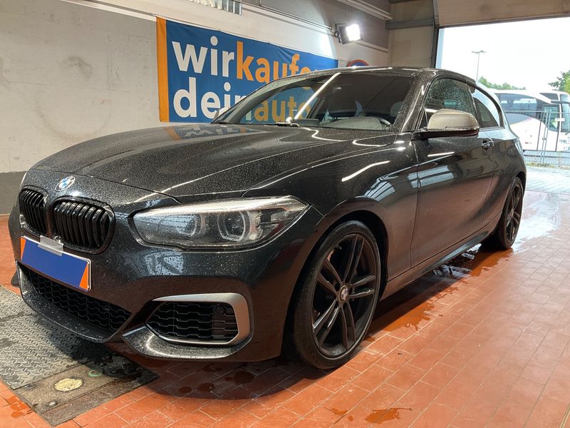 BMW 1er M140i Special Edition photo BMW 1er M140i Special Edition