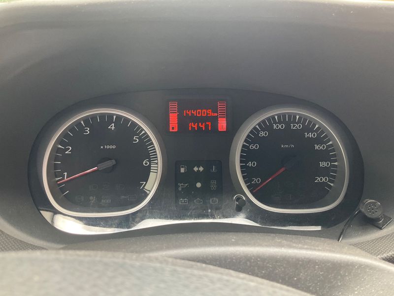 Dacia Duster 1.5 dCi Prestige 4x4 — zdjęcie 13