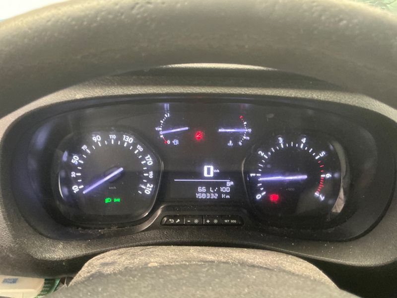 Citroen Jumpy 1.6 Blue-HDi Club XS — zdjęcie 13