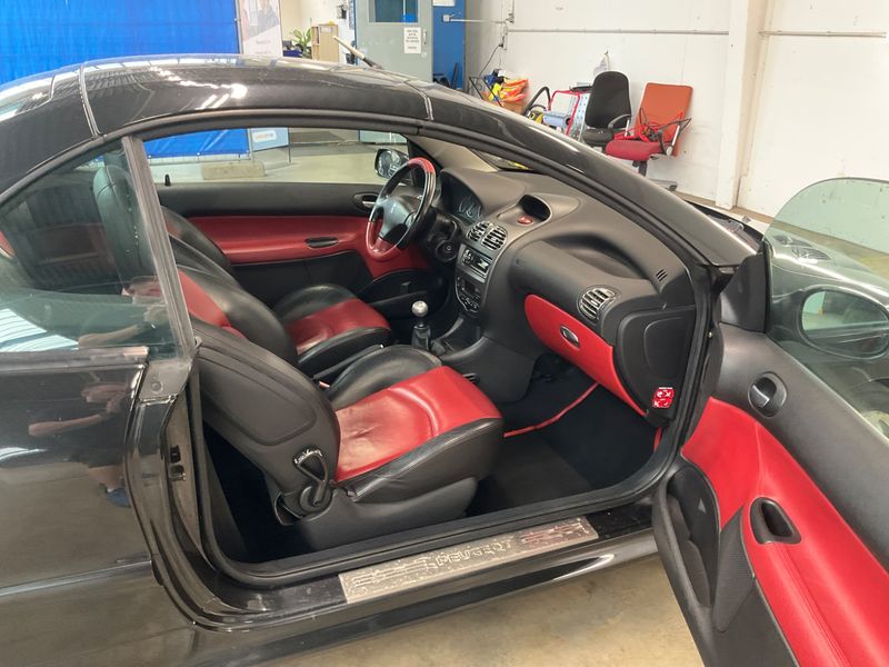 Peugeot 206 2.0 CC Platinum — zdjęcie 3