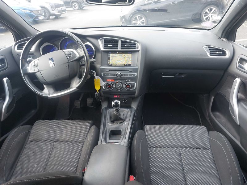 DS Automobiles DS4 Crossback 1.2 PureTech BeChic — zdjęcie 11