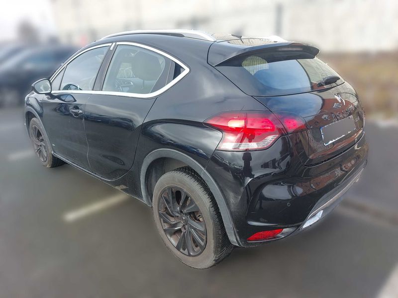 DS Automobiles DS4 Crossback 1.2 PureTech BeChic — zdjęcie 3