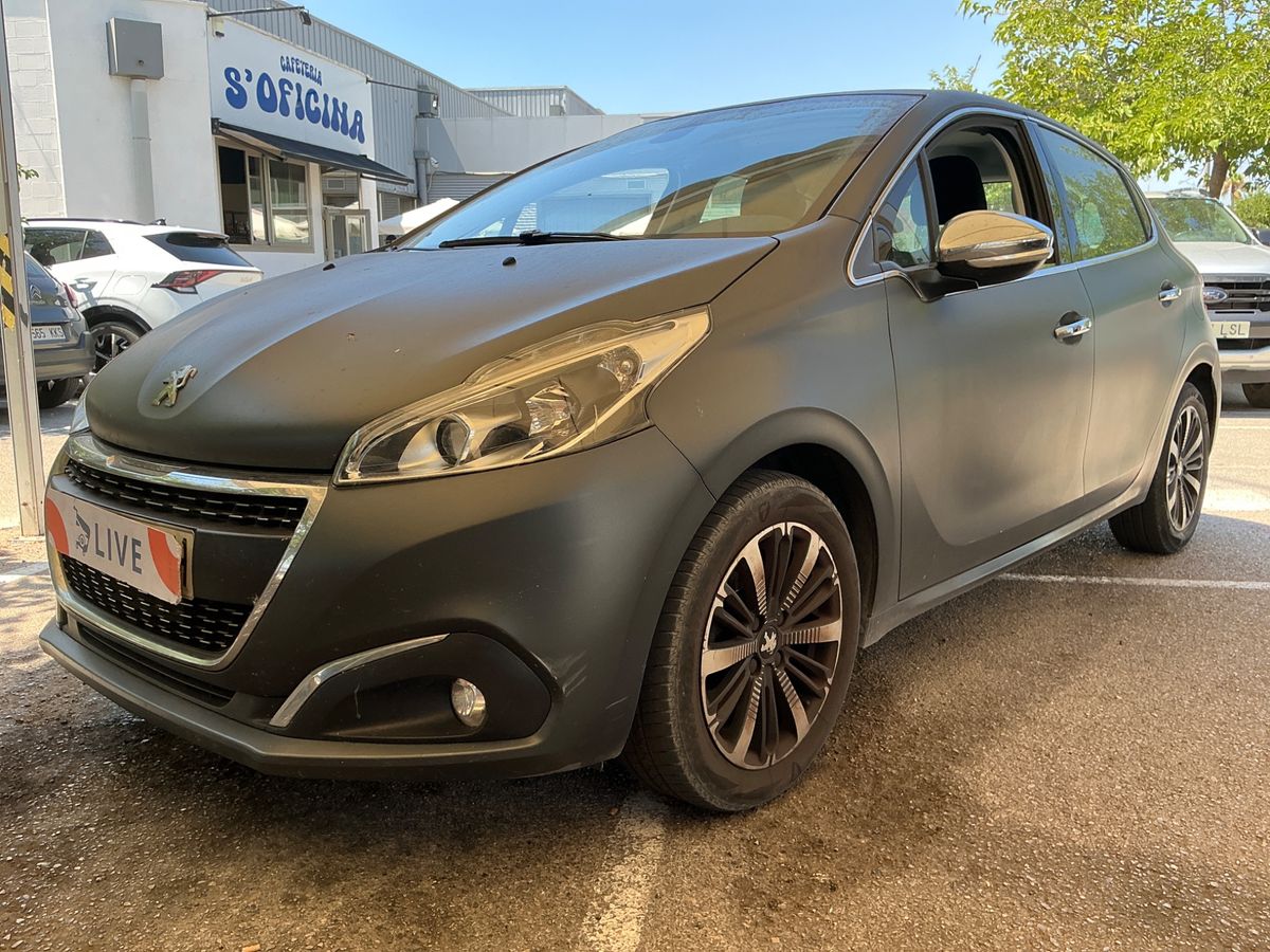 Peugeot 208 2017 — photo 1