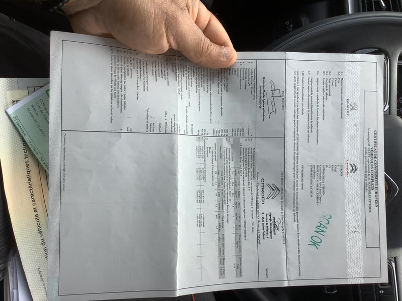Citroen C3 1.2 PureTech Feel — zdjęcie 16