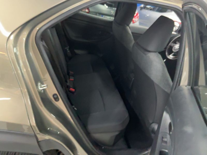 Toyota Yaris Cross 1.5 Hybrid 2WD Trend — zdjęcie 14