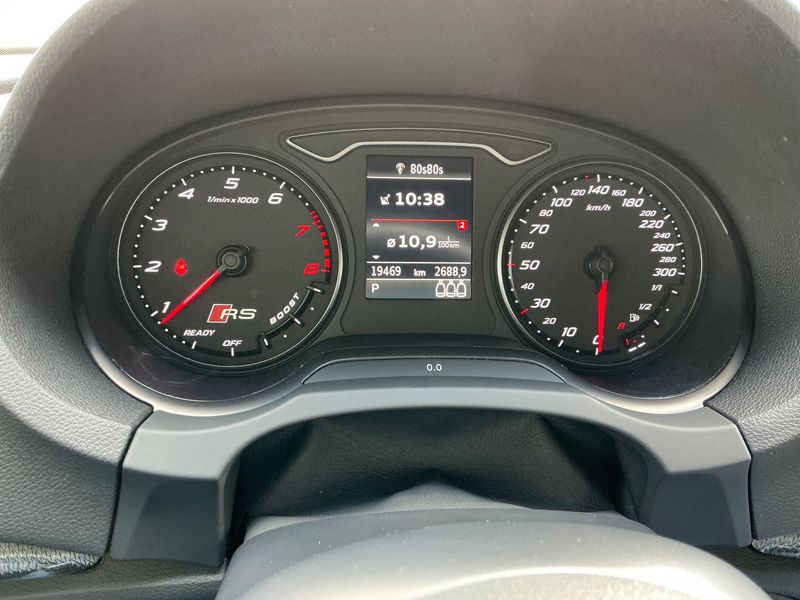 Audi RS 3 Sportback 2.5 TFSI quattro — zdjęcie 13