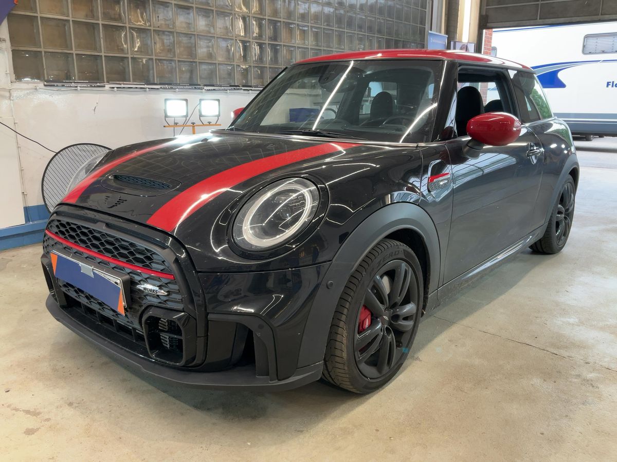 MINI John Cooper Works Trim