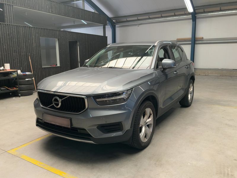 Volvo XC40 2.0 D3 Momentum 2WD