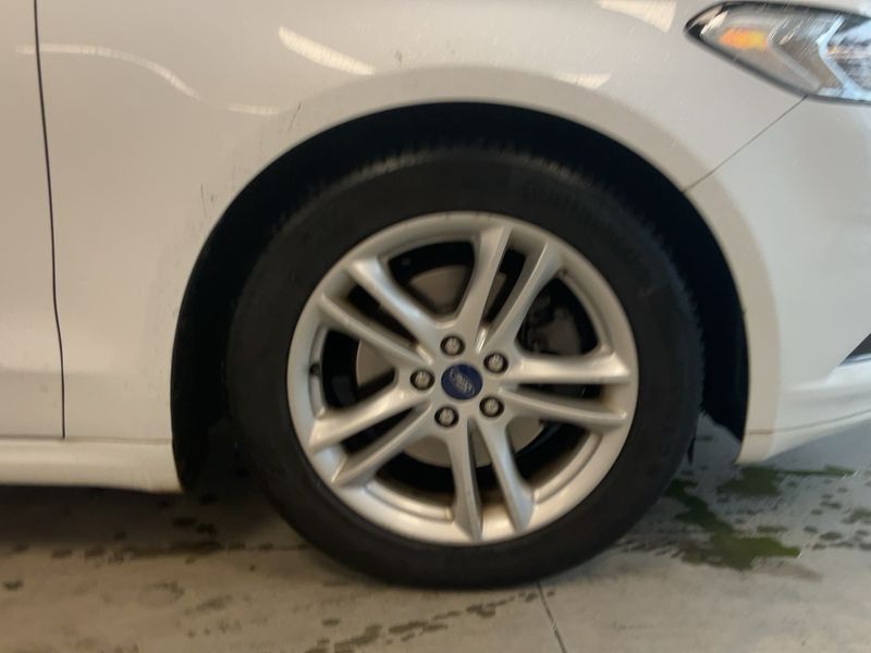Ford Mondeo 2.0 TDCi Titanium 2015 – снимка 11