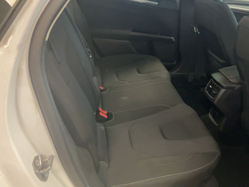 Ford Mondeo 2.0 TDCi Titanium 2015 – снимка 19