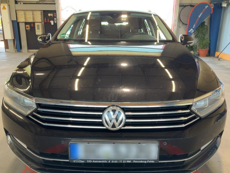 Volkswagen Passat 2.0 TDI Highline BlueMotion Tech — zdjęcie 9