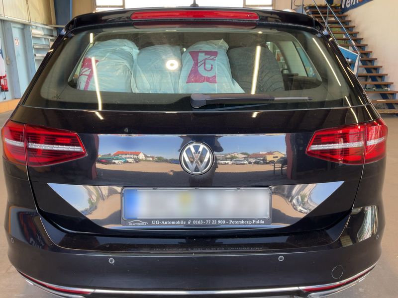 Volkswagen Passat 2.0 TDI Highline BlueMotion Tech — zdjęcie 5