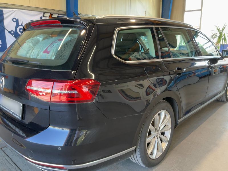 Volkswagen Passat 2.0 TDI Highline BlueMotion Tech — zdjęcie 6
