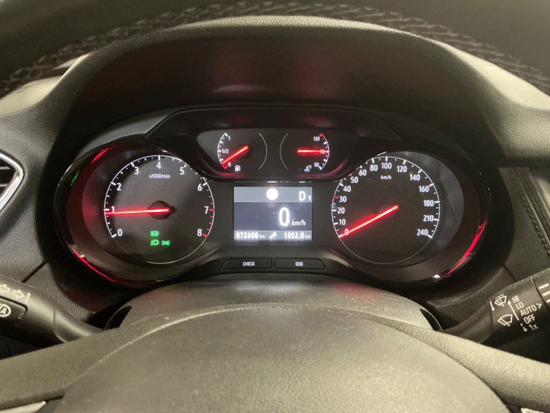 Opel Grandland X 1.2 Turbo Design Line — zdjęcie 13