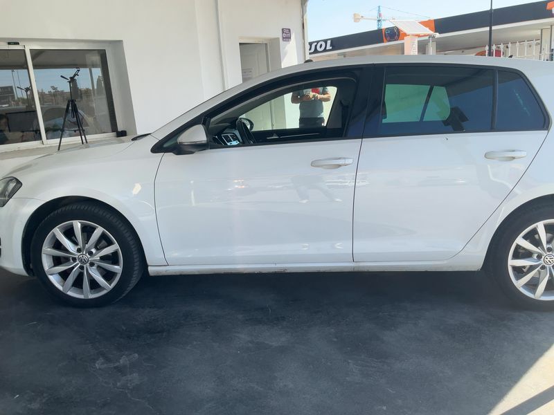 Volkswagen Golf VII 2.0 TDI Highline BlueMotion Tech 2016 – снимка 4