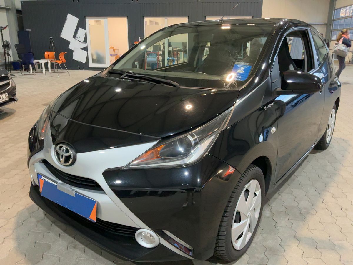 Toyota Aygo 1.0 X-Play Touch