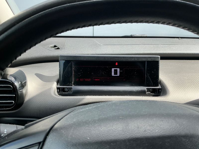 Citroen C4 Cactus 1.6 Blue-HDi Business Class — zdjęcie 13