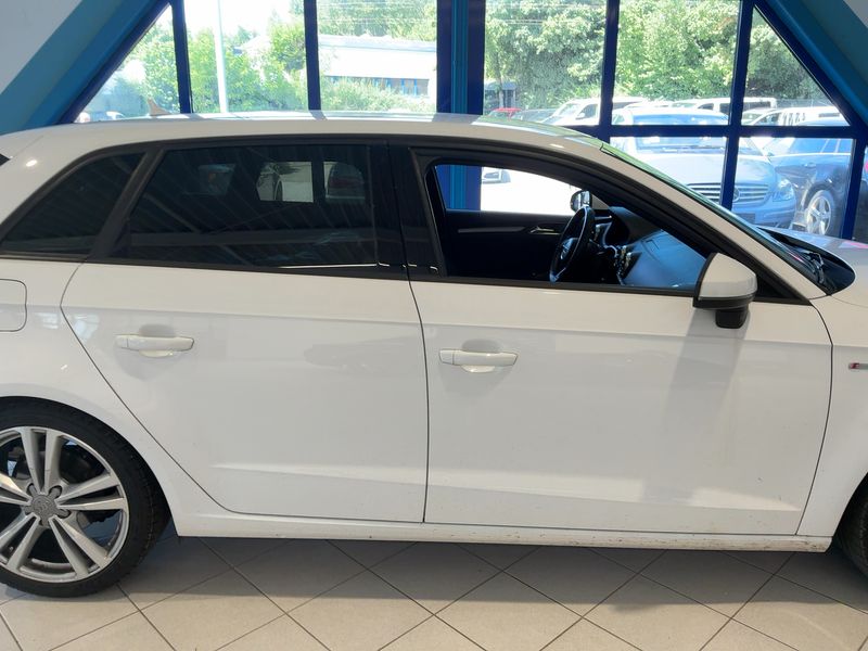 Audi A3 Sportback 2.0 TDI Sport 2018 – снимка 10