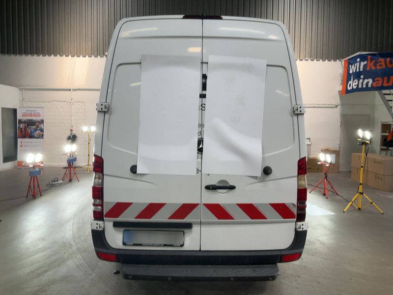 Mercedes-Benz Sprinter 310 CDI — zdjęcie 5
