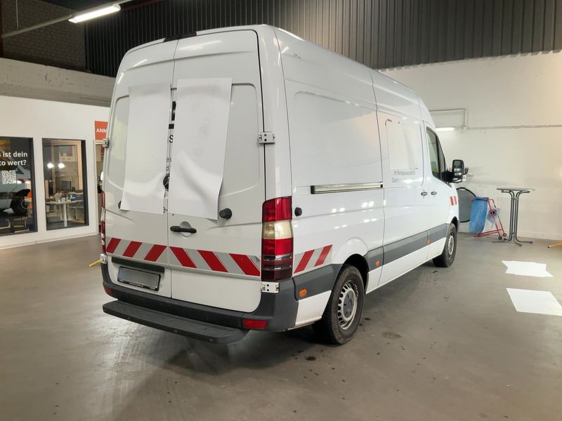Mercedes-Benz Sprinter 310 CDI — zdjęcie 6