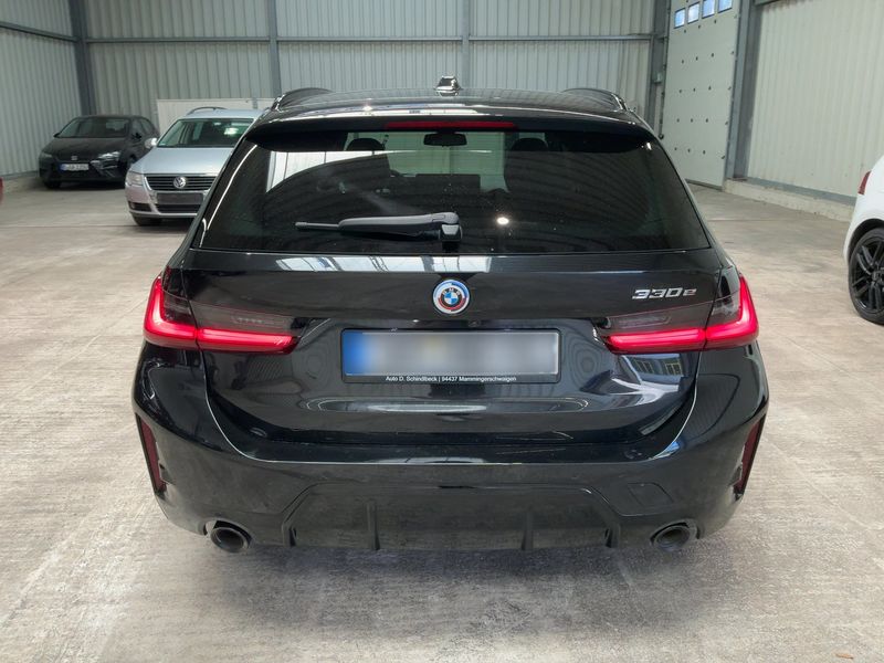 BMW 3er 330e xDrive M Sport 2022 – снимка 7