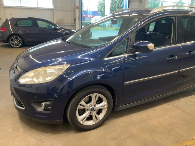 Ford Grand C-Max 1.6 Ti-VCT Champions Edition — zdjęcie 2
