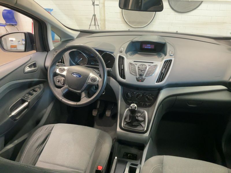 Ford Grand C-Max 1.6 Ti-VCT Champions Edition — zdjęcie 12