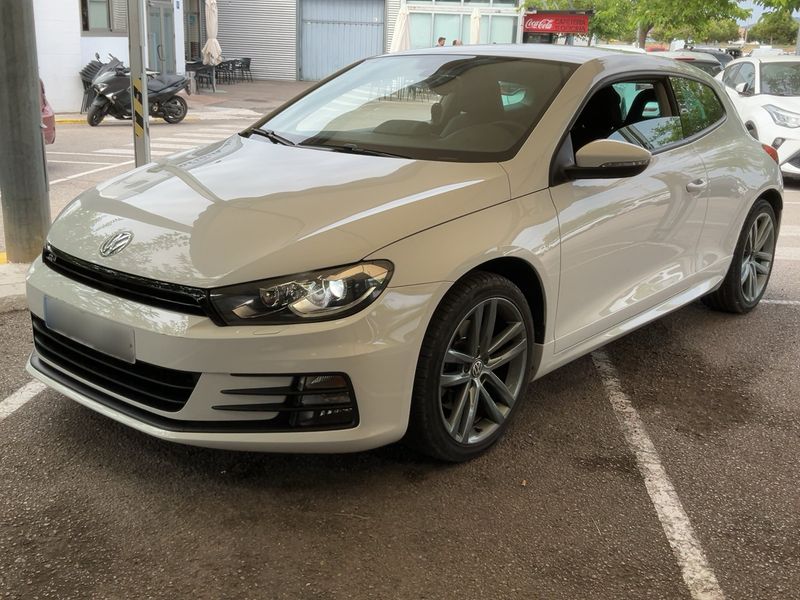 Volkswagen Scirocco 2.0 TSI R-Line BlueMotion Tech — zdjęcie 1