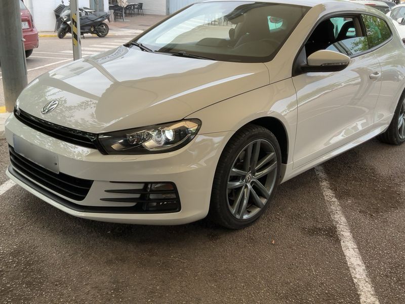 Volkswagen Scirocco 2.0 TSI R-Line BlueMotion Tech — zdjęcie 2