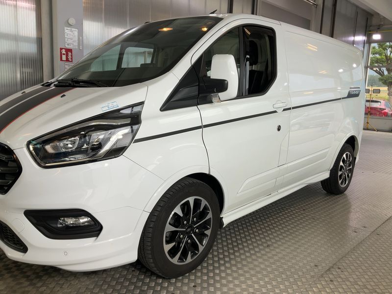 Ford Transit Custom 2.0 TDCi 310 L1 Sport — zdjęcie 2